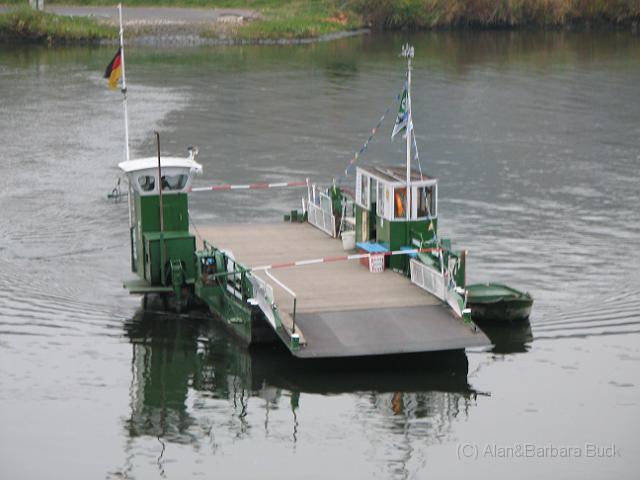 IMG_3220.JPG - The ferry at Beilstein
