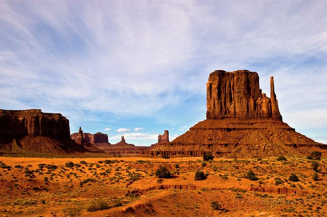 IMGP6522_5.jpg - Monument Valley